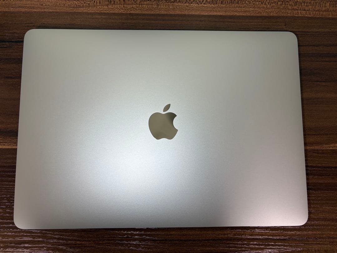 MacBook Air M1 ※水濡れ歴あり（現在は正常動作品）