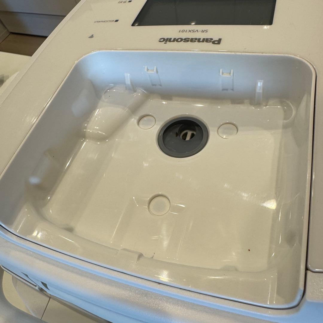 美品 Panasonic 炊飯器5.5合 SR-VSX101-W 2022年製