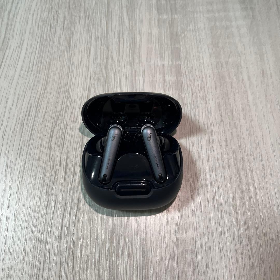 【極美品】 Anker soundcore Liberty 4 NC