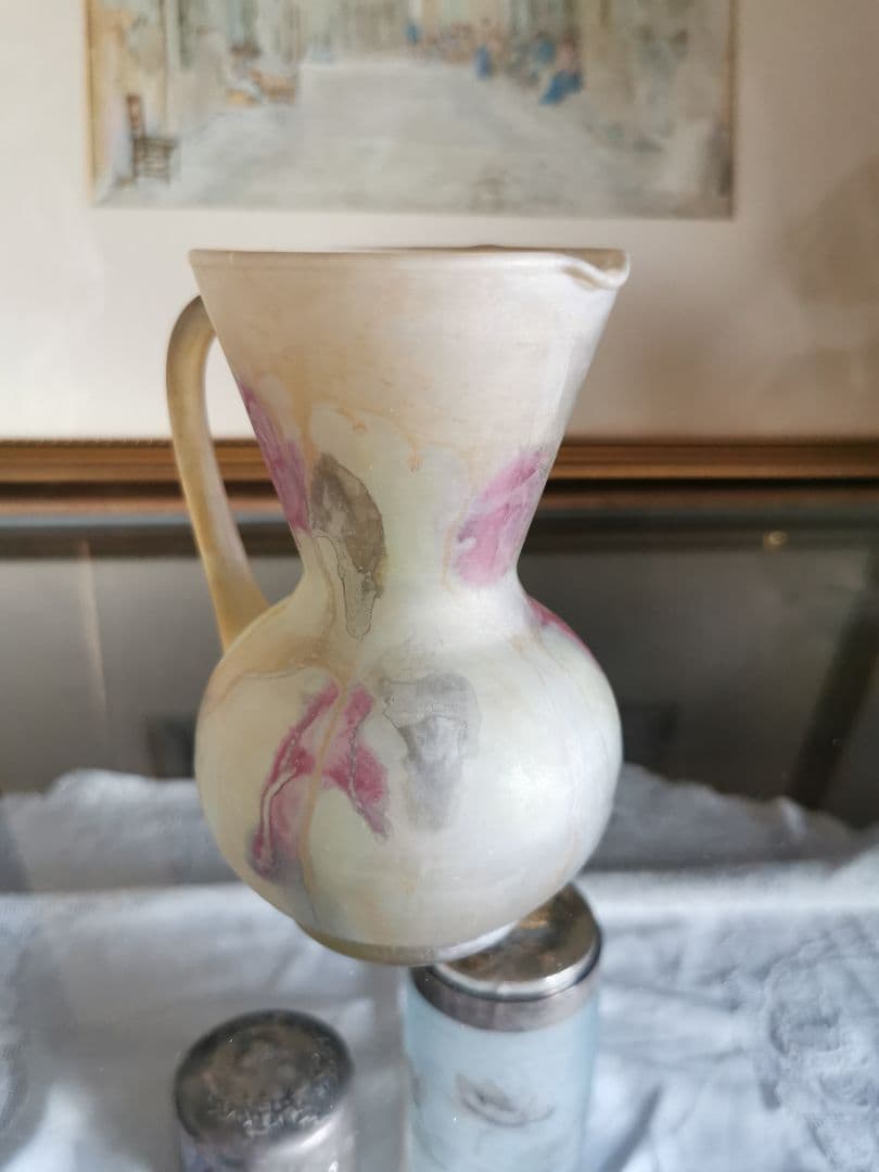 アンティーク ドームナンシー シクラメン花紋 押風花セピアトーン水差し キャラフ