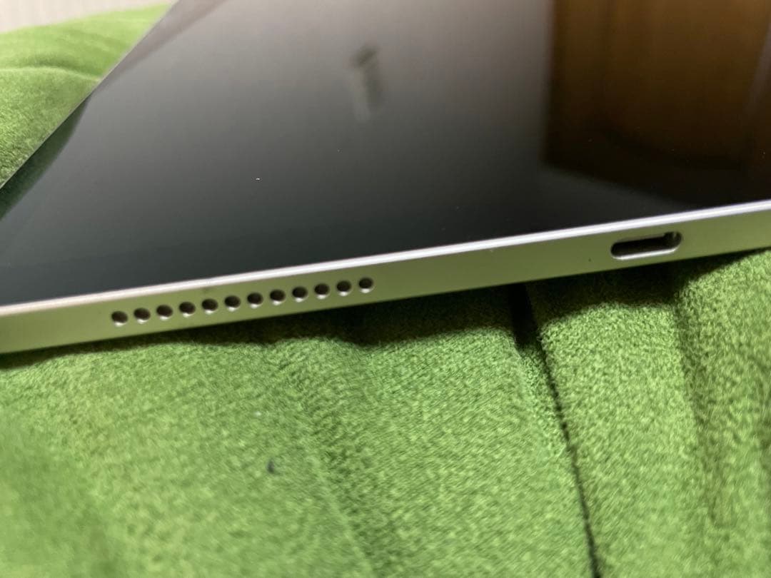 a*o様 状態良iPadAir第5世代256GB Apple Pencil 大赤