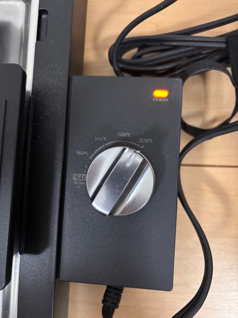 キニソ　BALMUDA The Plate Pro ホットプレート