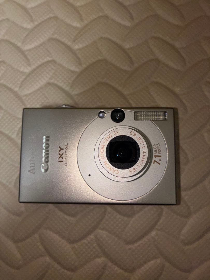ち*ず様 canon&キャノン　ixy10 デジタルカメラ