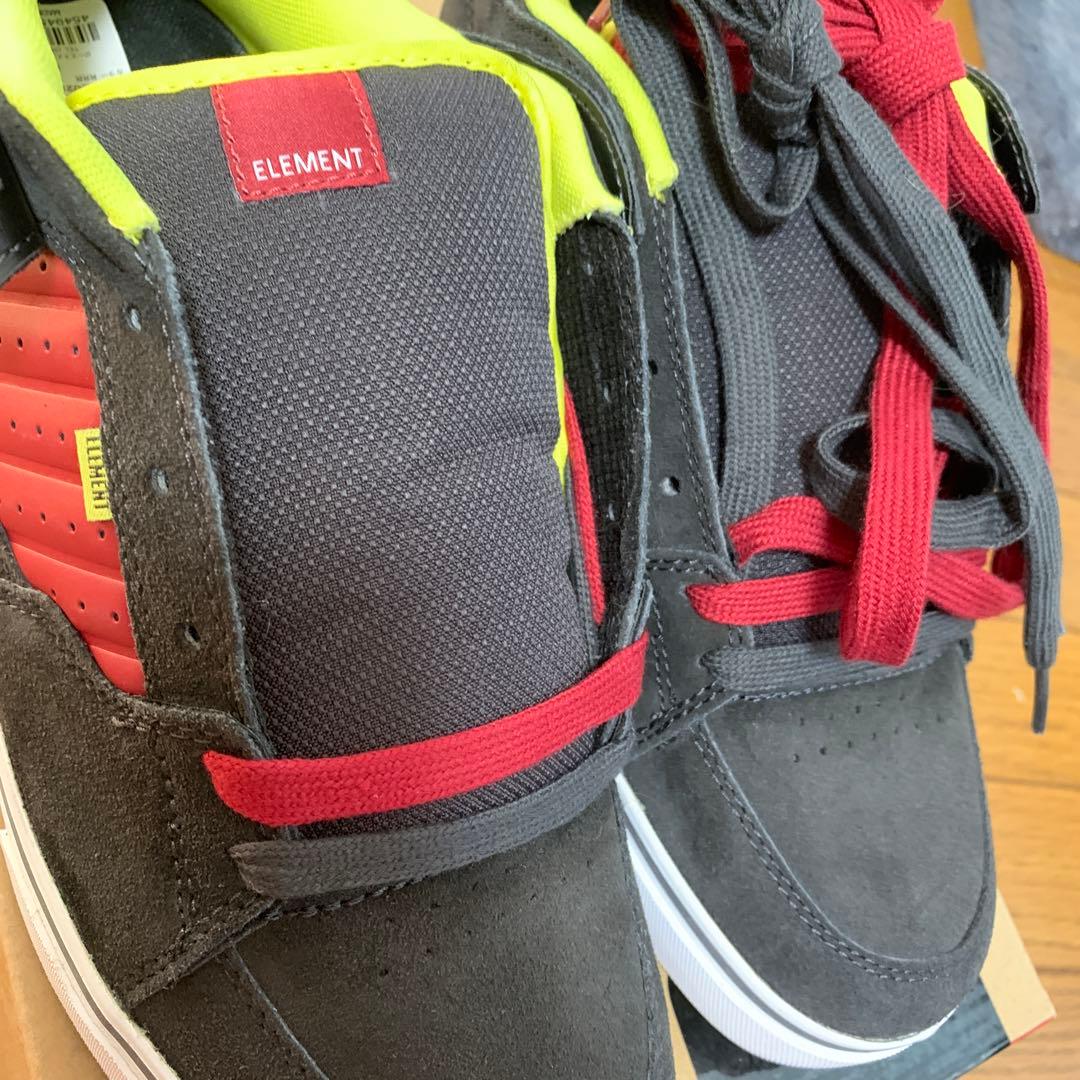 element GLT2 サイズ28.5 色　木炭ライムレッド