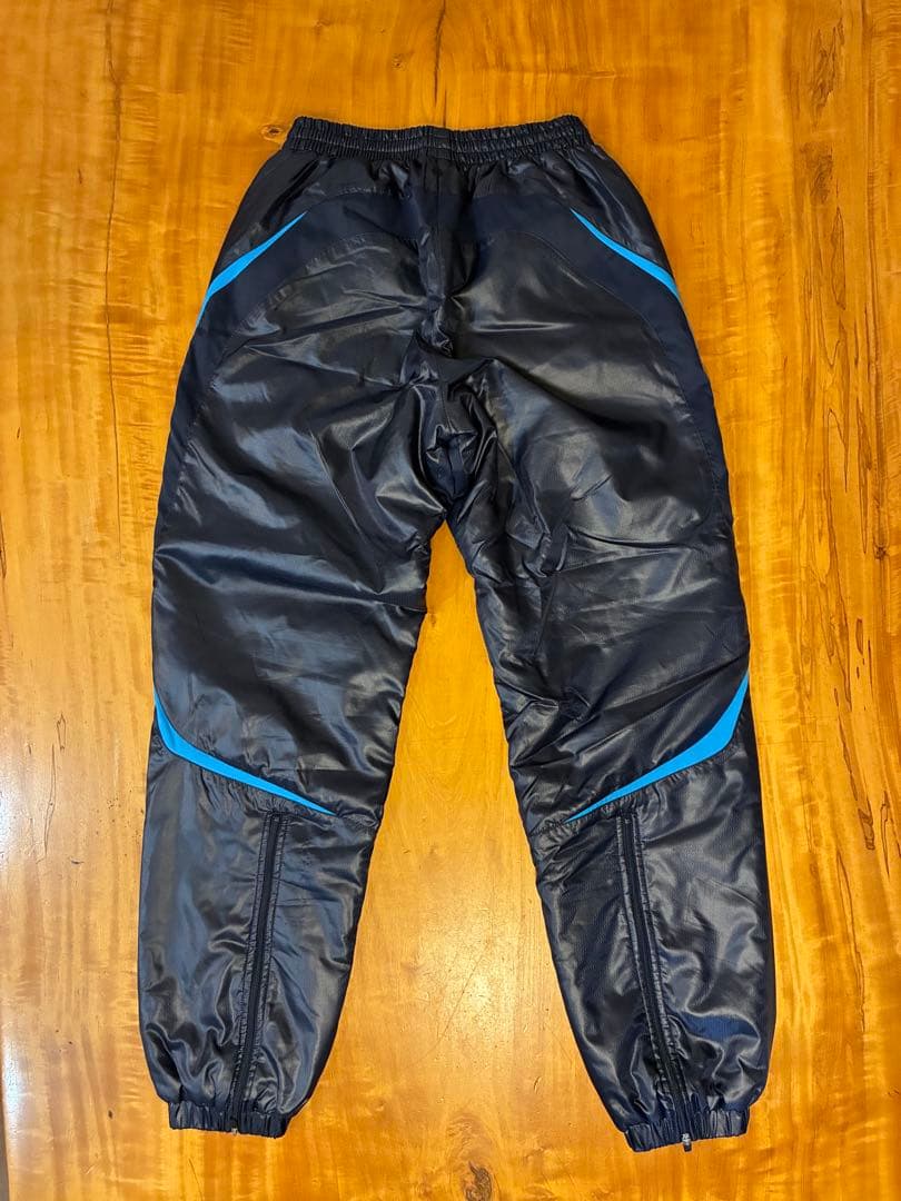 極美品 UMBRO 中綿 ピステ ウィンドブレーカー L M 上下 セットアップ