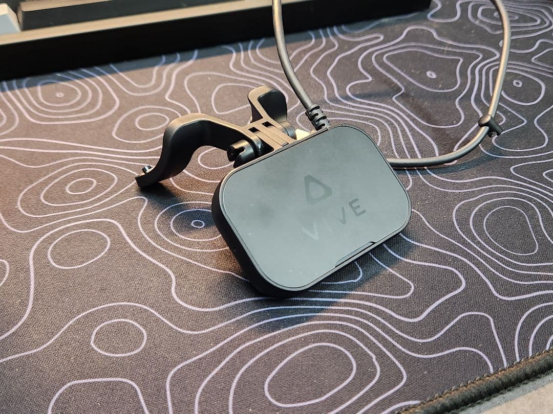 VIVE フェイシャルトラッカー