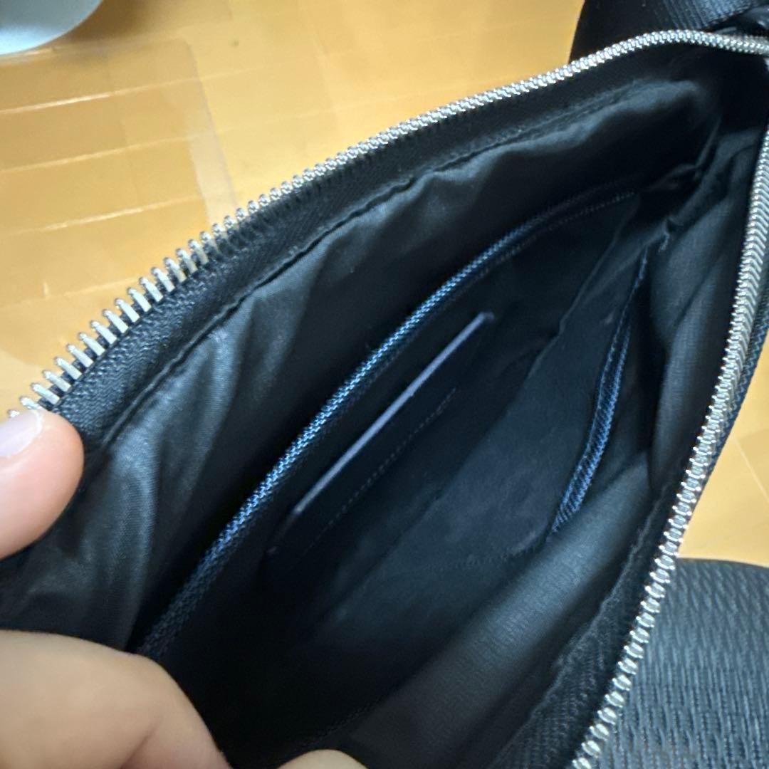 s*s様 TUMI ショルダーバッグ 黒 JARVIS ノース・サウス・クロスボ