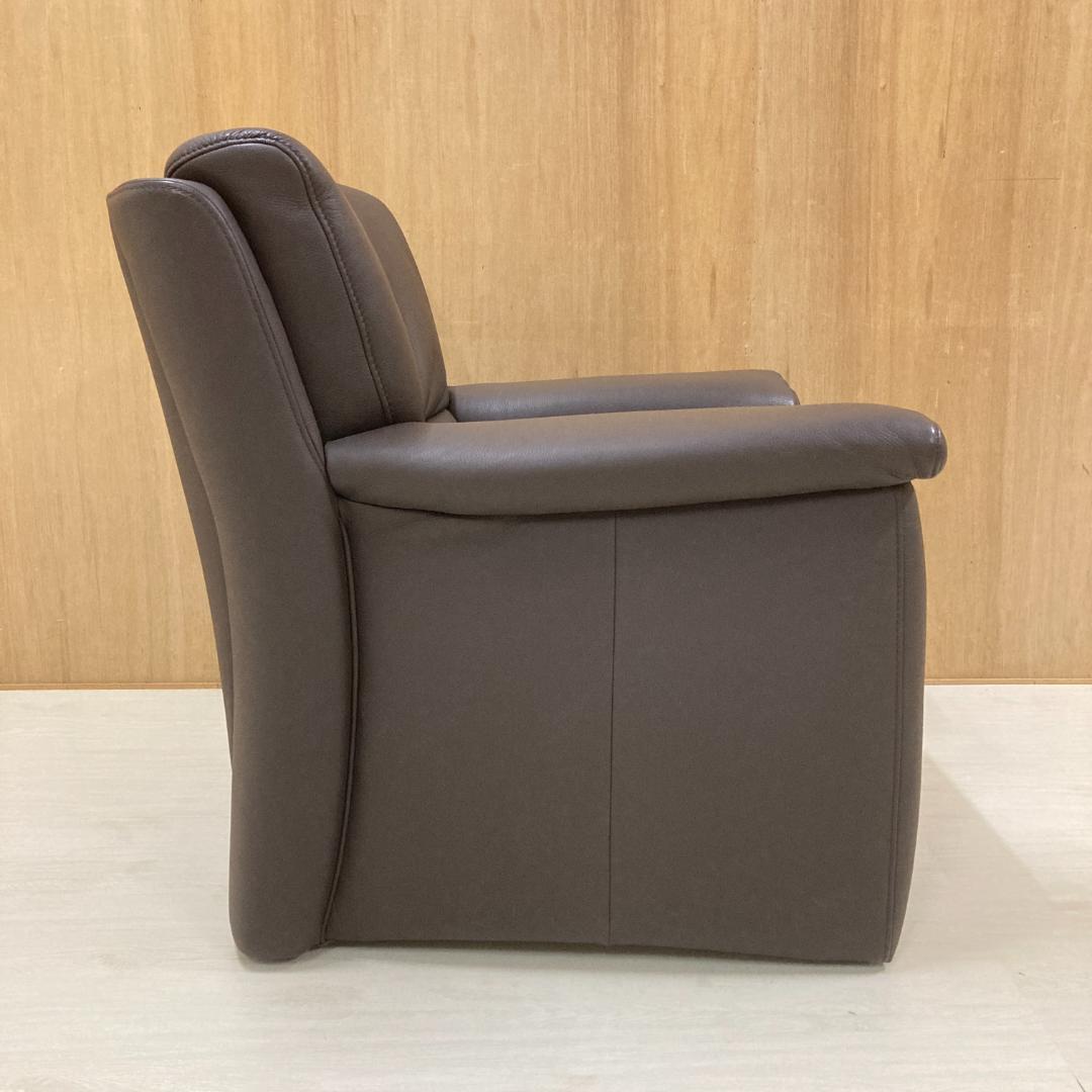 IDC大塚家具 ヒモラ himolla 総革　1人掛けソファ シングルソファ A