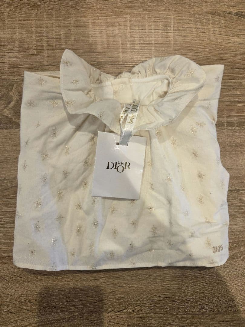 Dior 星柄ロンパース 6M