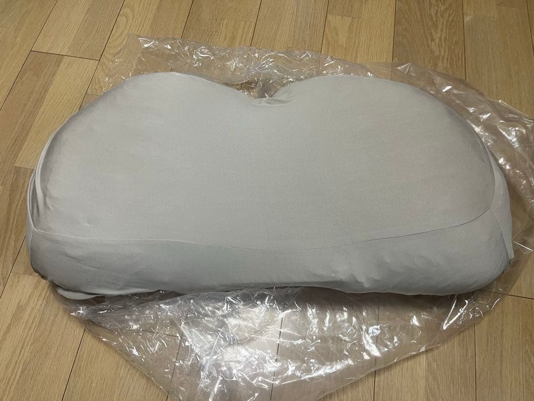 kaiboPILLOW 業界初。ストレートネックを改善させるまくら