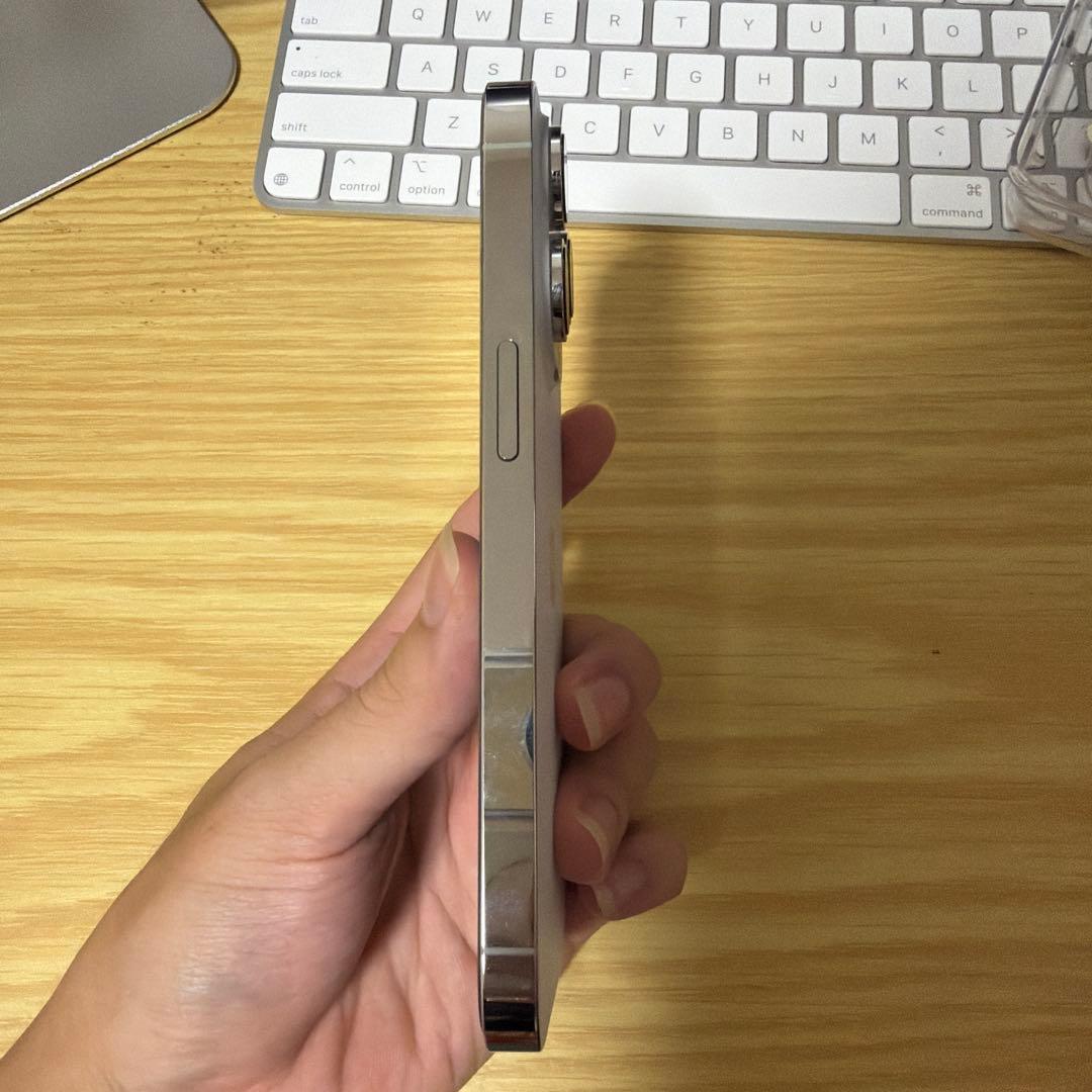 【もも】iPhone 14 Pro 128GB（値下げ交渉可）