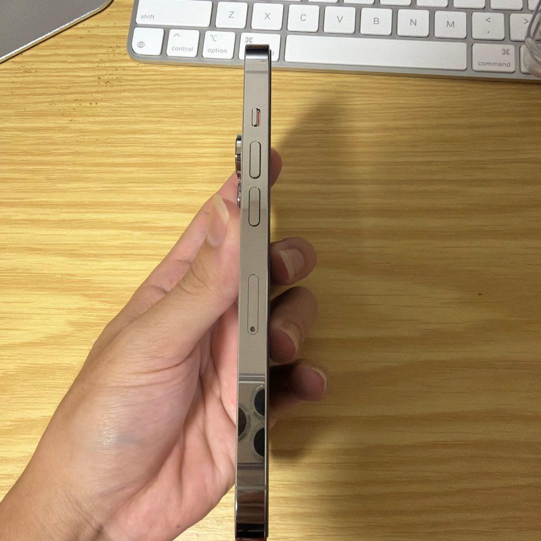 【もも】iPhone 14 Pro 128GB（値下げ交渉可）