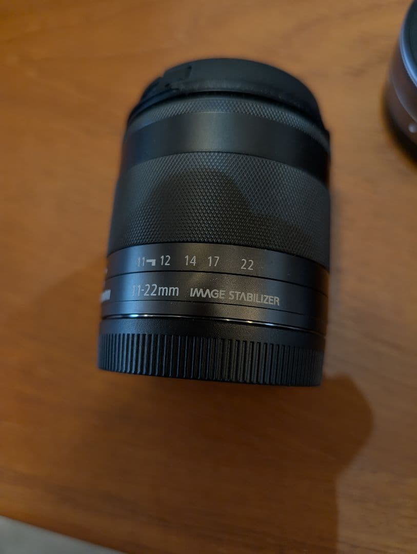 レンズ3本付！【Canon】 EOS Kiss M ホワイト