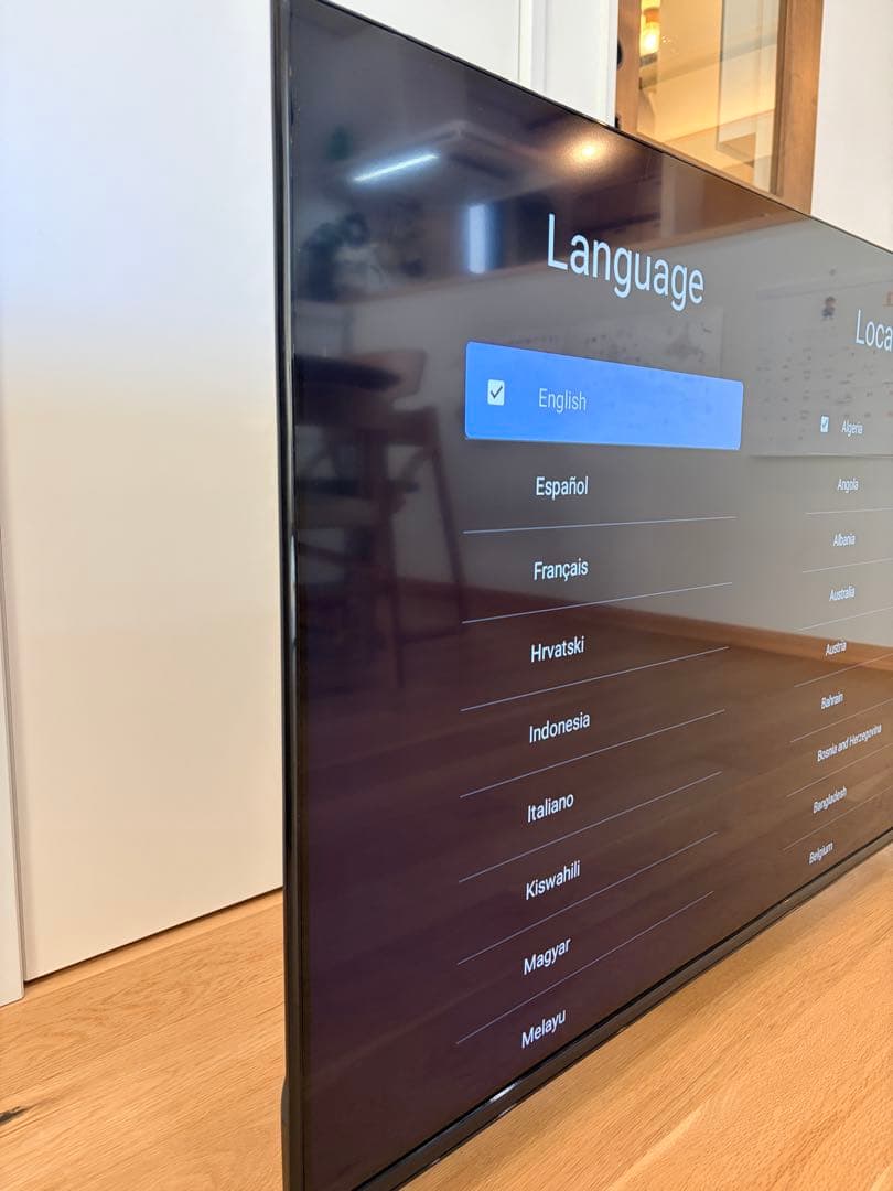 チューナレス　テレビ　SAUD501 50V型