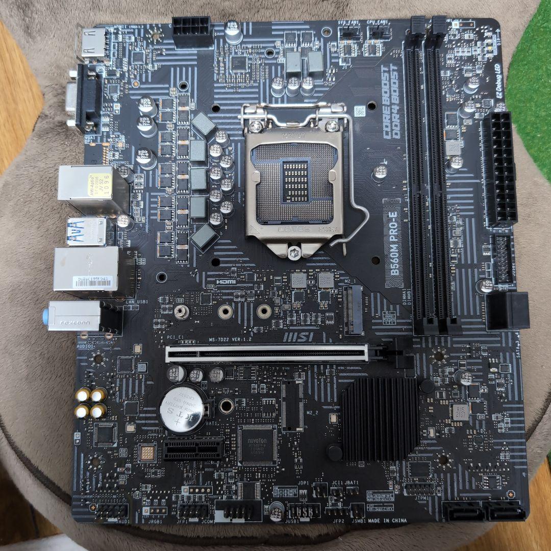 Intel Core i5-11400f　マザボはジャンク？かも