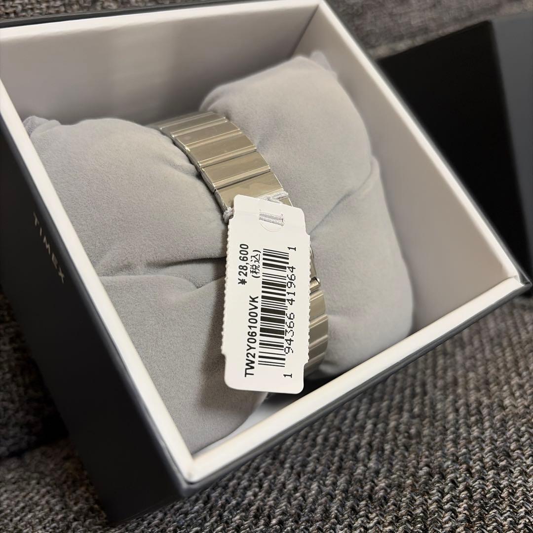 【新品未使用】TIMEX タイメックス SSQ デジタル 腕時計 ウォッチ