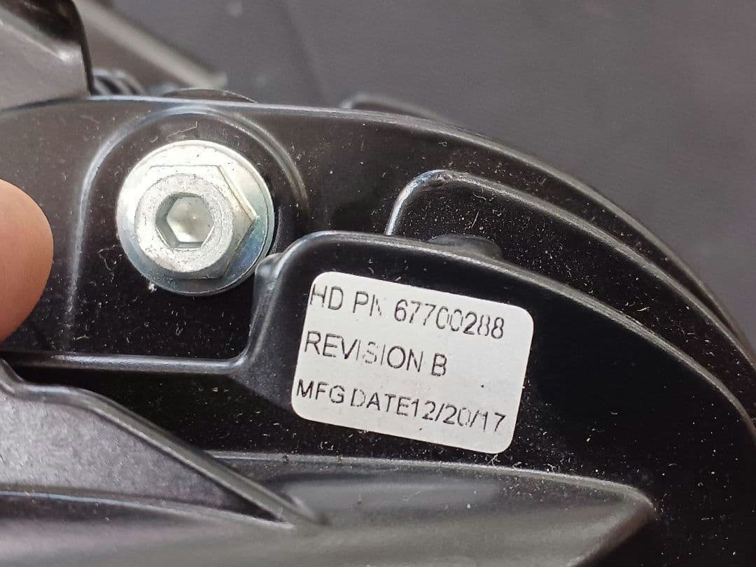 ハーレーFXFB/S純正ヘッドライト綺麗です！