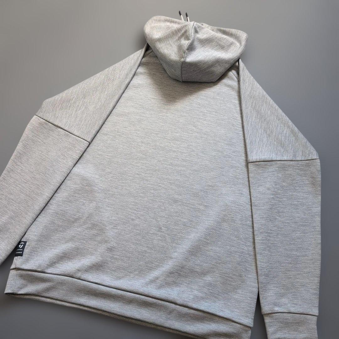 【未使用に近い】テーラーメイドゴルフ　ストレッチパーカー　グレー　L