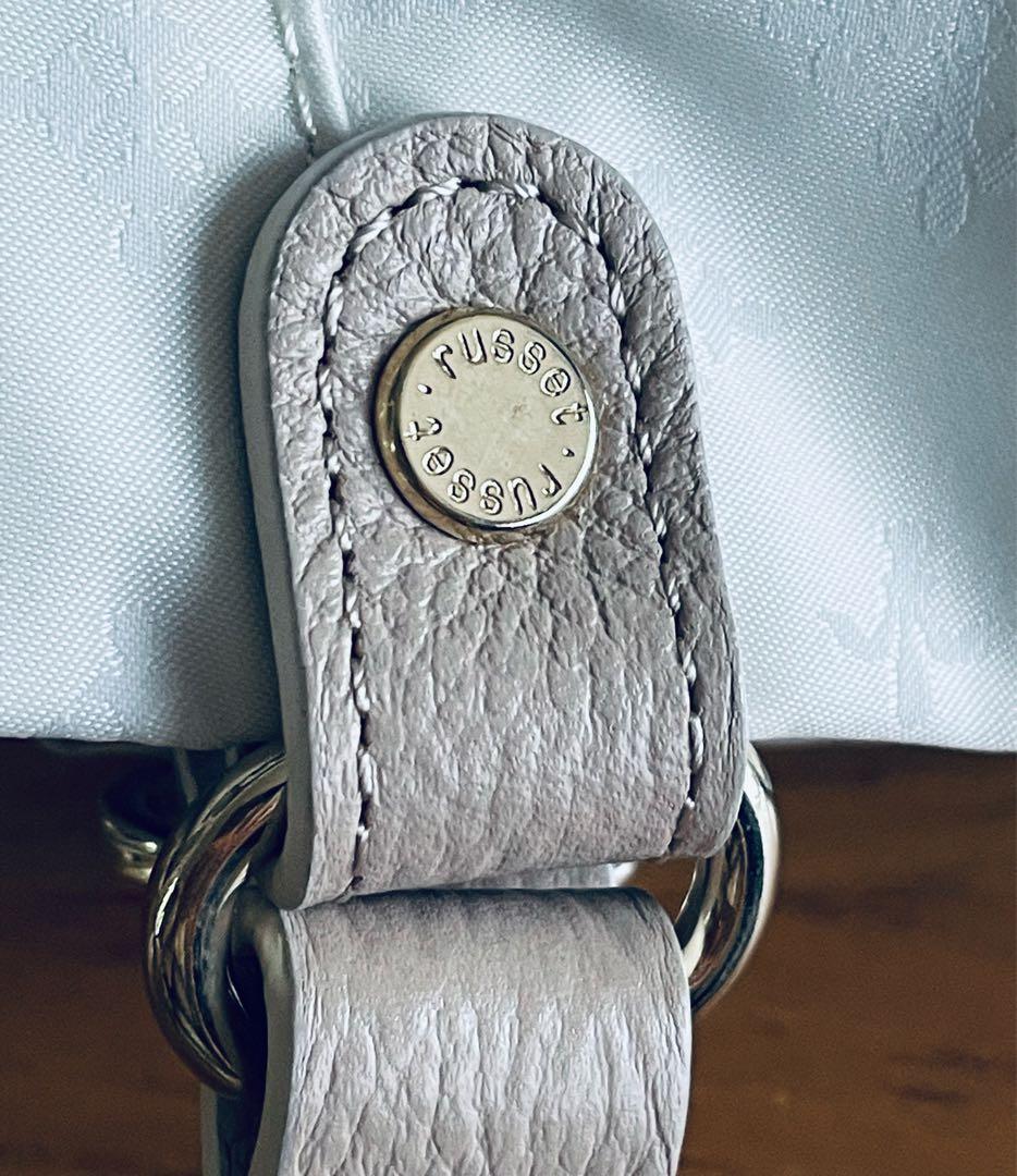 ⭐️russet ラシット　オフホワイト　未使用　高級感満載⭐️斜め掛けバック付き