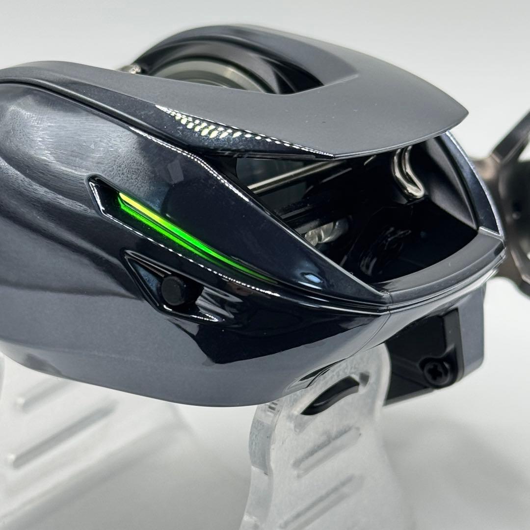 極美品 未使用　ダイワ IMZ TW 200XHL-C 左ハンドル