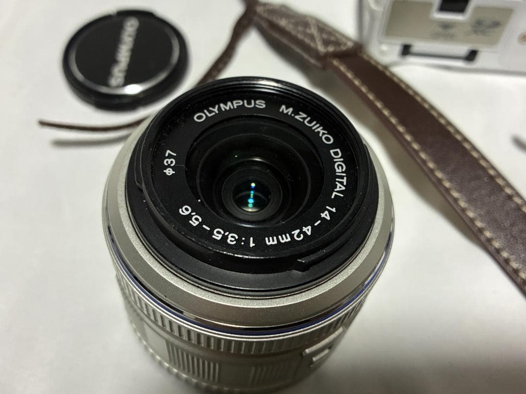 ジャンク　OLYMPUS オリンパス PEN E-PL2 ミラーレス一眼カメラ