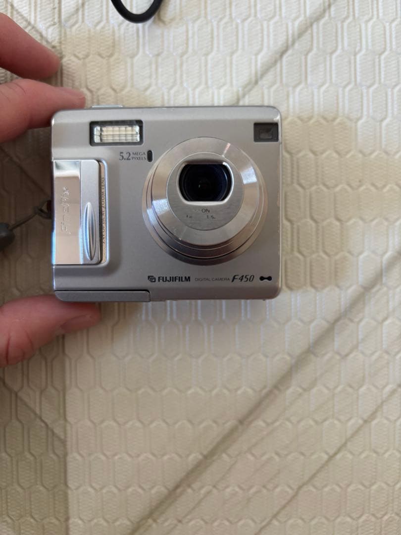 Fujifilm FinePix F450 コンパクトデジタルカメラ