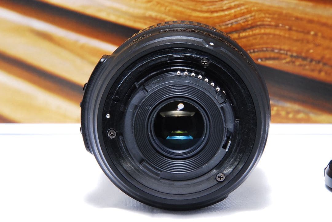 Nikon D5200⭐️スマホに転送♪⭐️初心者用⭐️自撮りラクラク 元箱付き