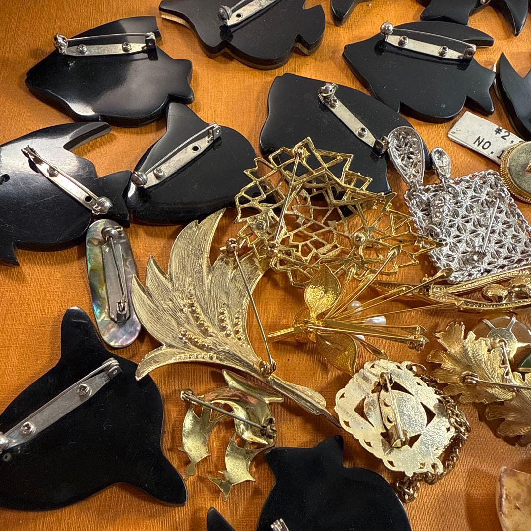 ブローチ　大量　まとめ　２７個