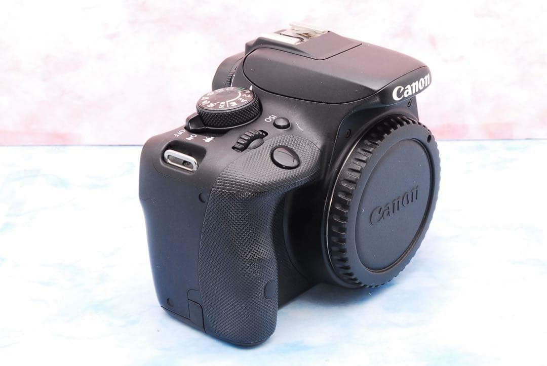 ★Canon Kiss X7★一眼レフカメラ★バッグ付★便利な高倍率レンズ