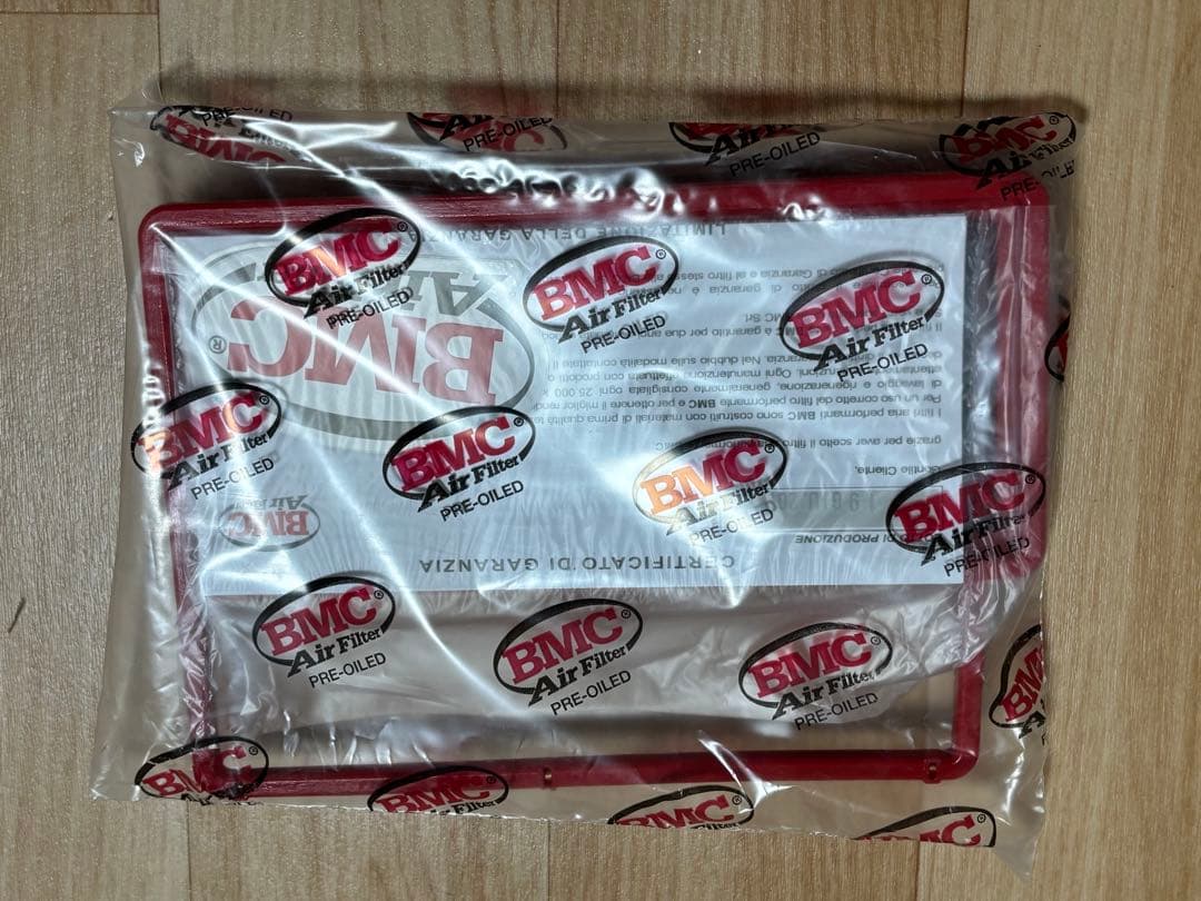 アバルト595フェールキャップ　未使用品➕新品エアーフィルタ➕タオル