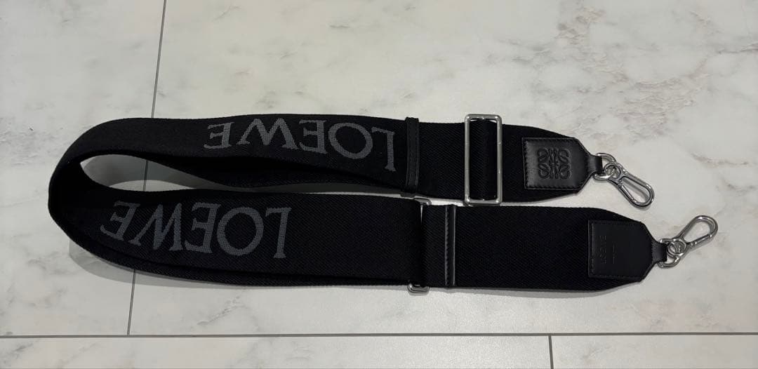 LOEWE ロエベ ウェビングストラップ ショルダー シルバー