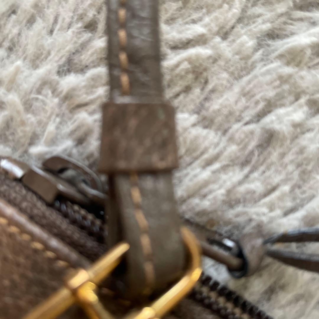 グッチ　Gucci GGパターン ショルダーバッグ　斜めがけ