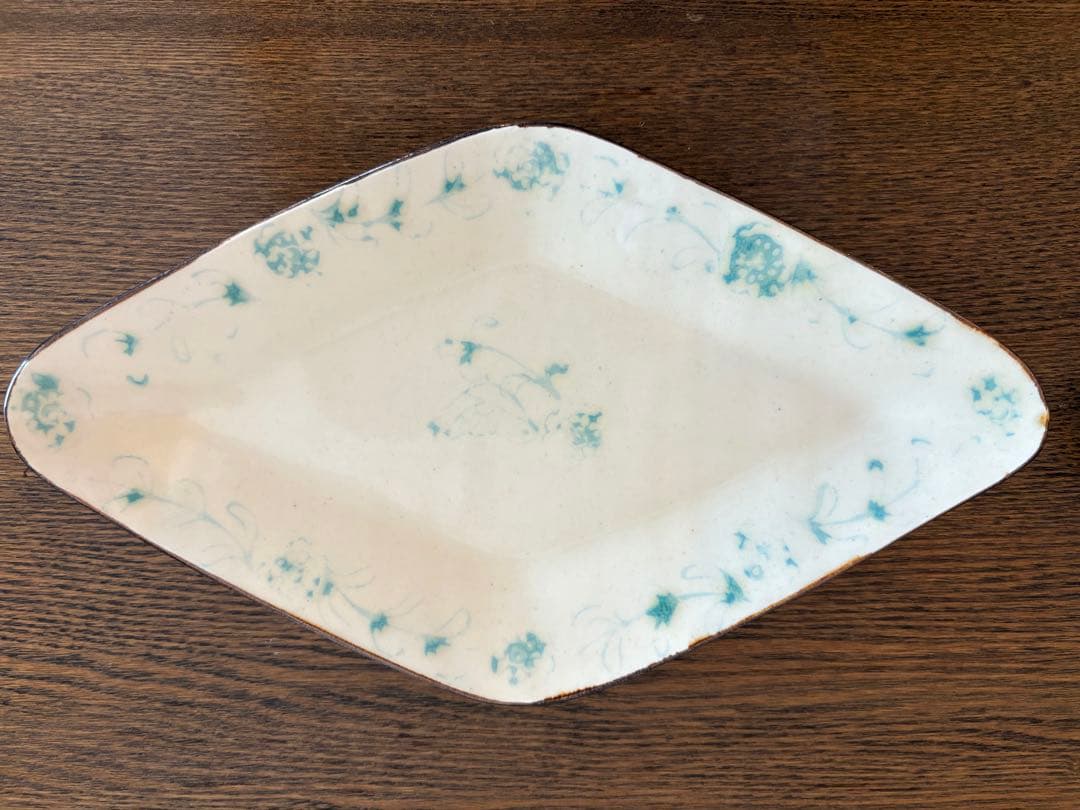 伊藤聡信　白釉印判菱皿　2枚セット