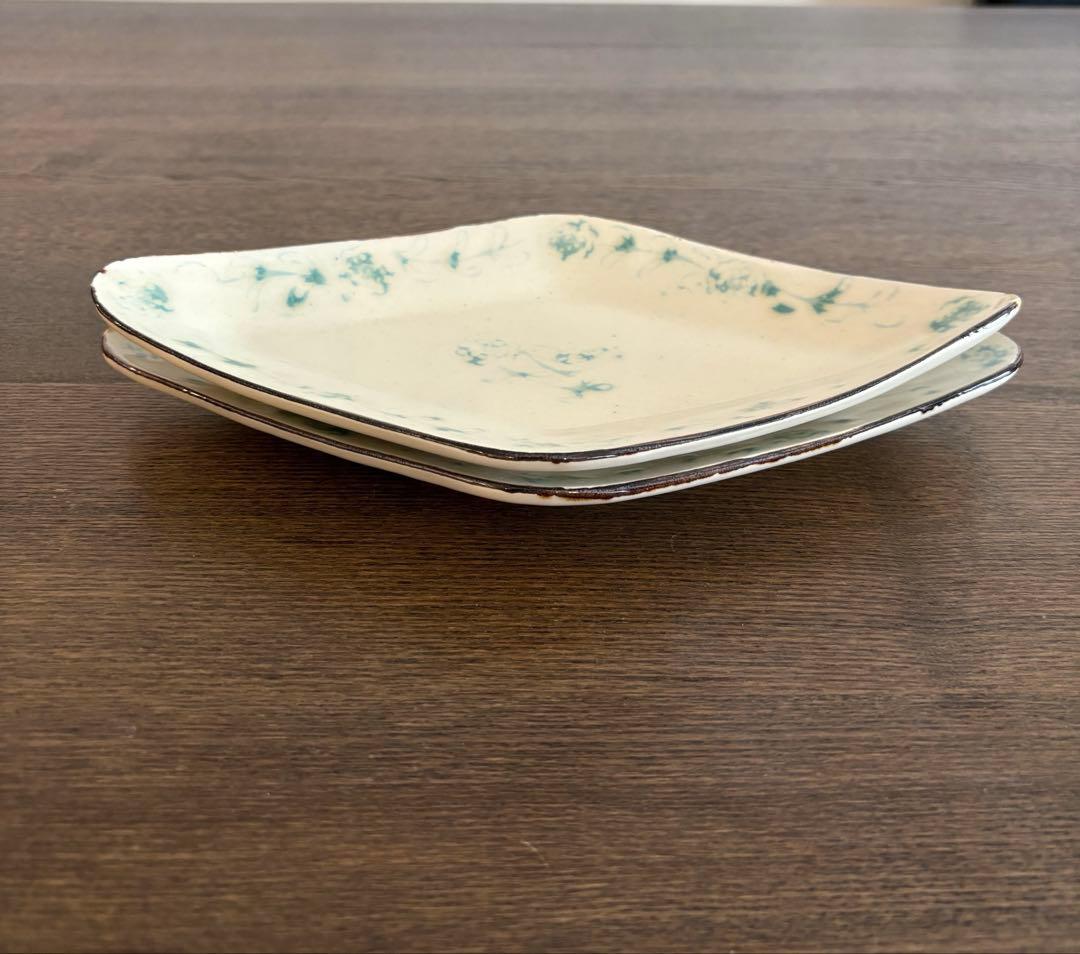 伊藤聡信　白釉印判菱皿　2枚セット