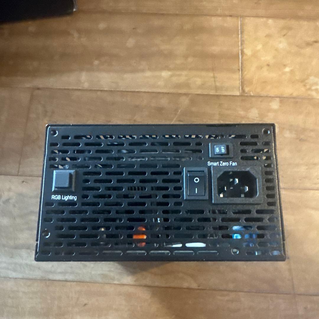 Thermaltake 1200w 2個在庫あり まとめ買い値引き致します。