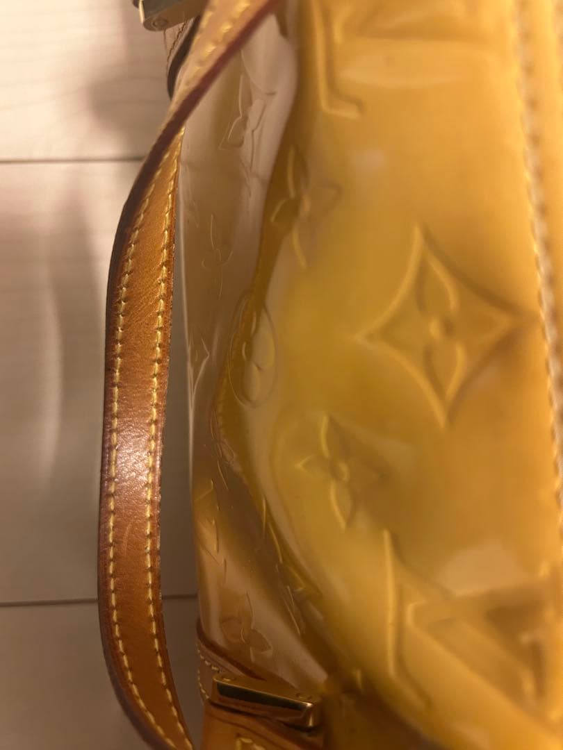 Louis Vuitton モノグラム　ヴェルニ　ベッドフォード　イエロー