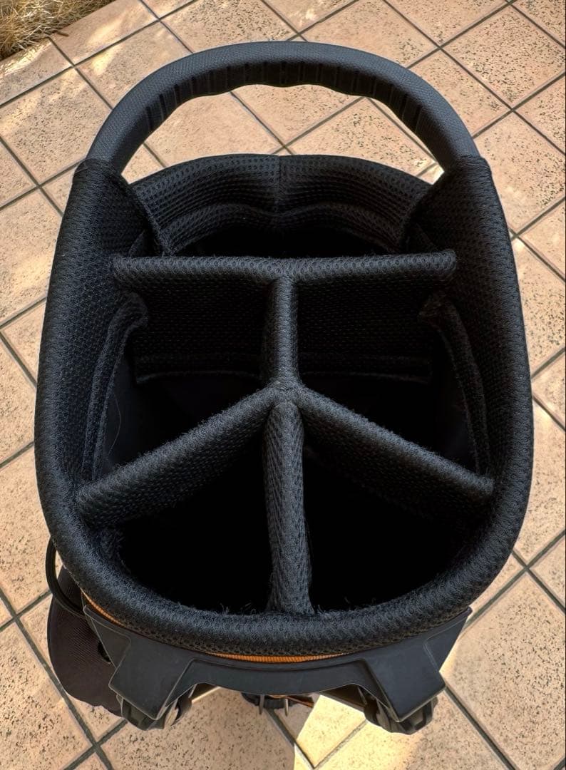 BRIEFINGブリーフィング スタンドキャディバッグ　黒/オレンジ