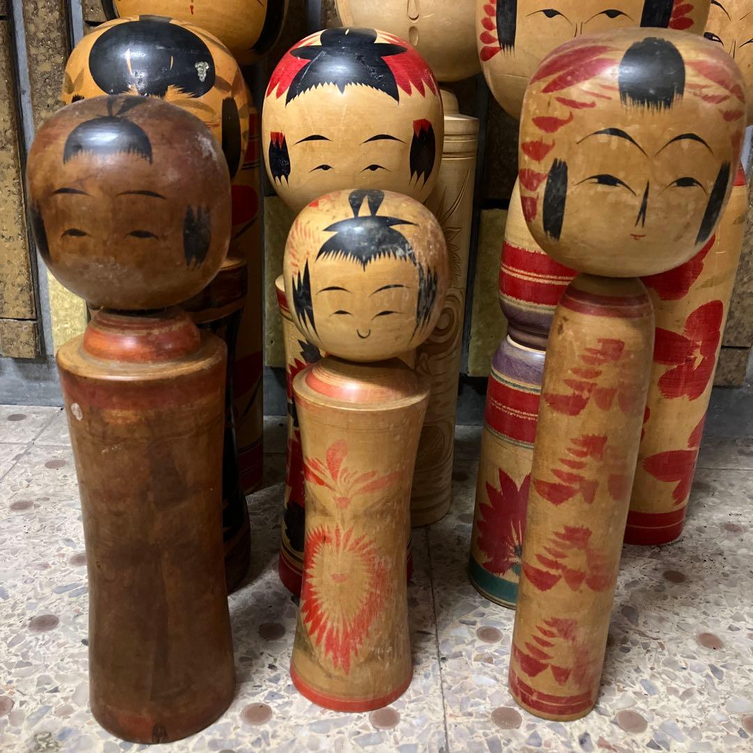 D-3 伝統こけし 11体 まとめ売り 作家銘あり 郷土玩具 民芸品 置物 鑑賞