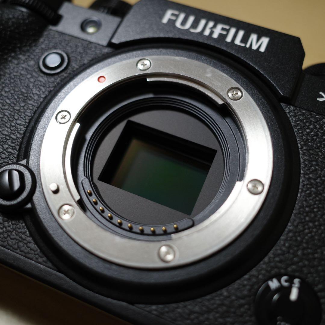 【美品】X-T4 本体　撮影回数2992回　ミラーレス一眼カメラ　オマケ付