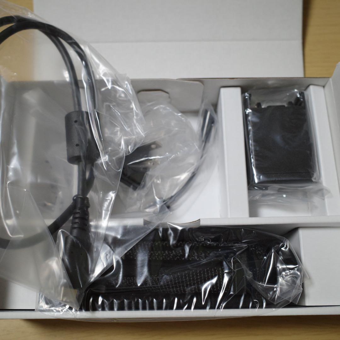 【美品】X-T4 本体　撮影回数2992回　ミラーレス一眼カメラ　オマケ付