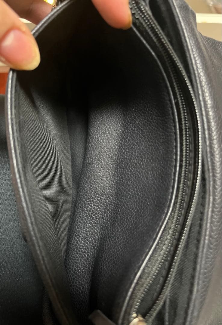 美品　シャネル ハーフムーンショルダーバッグ　チェーンウォレット キャビアスキン