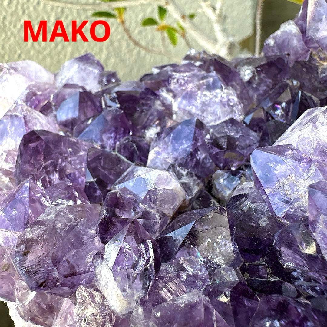 M1849☆アメジストクラスター1.8Kg☆ブラジル産☆天然石☆N51011-B