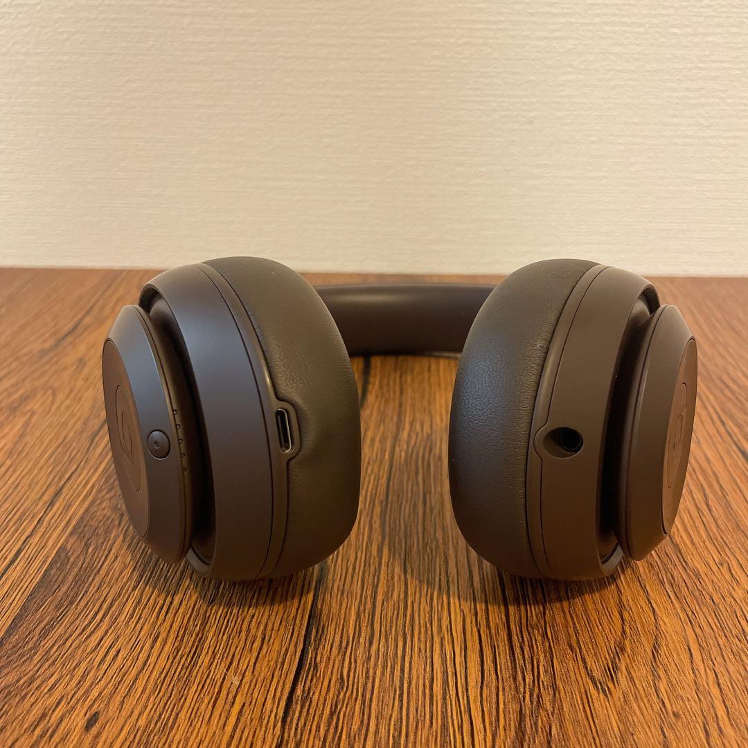 良品⭐️Beats Studio Pro ワイヤレスヘッドホン　ディープブラウン