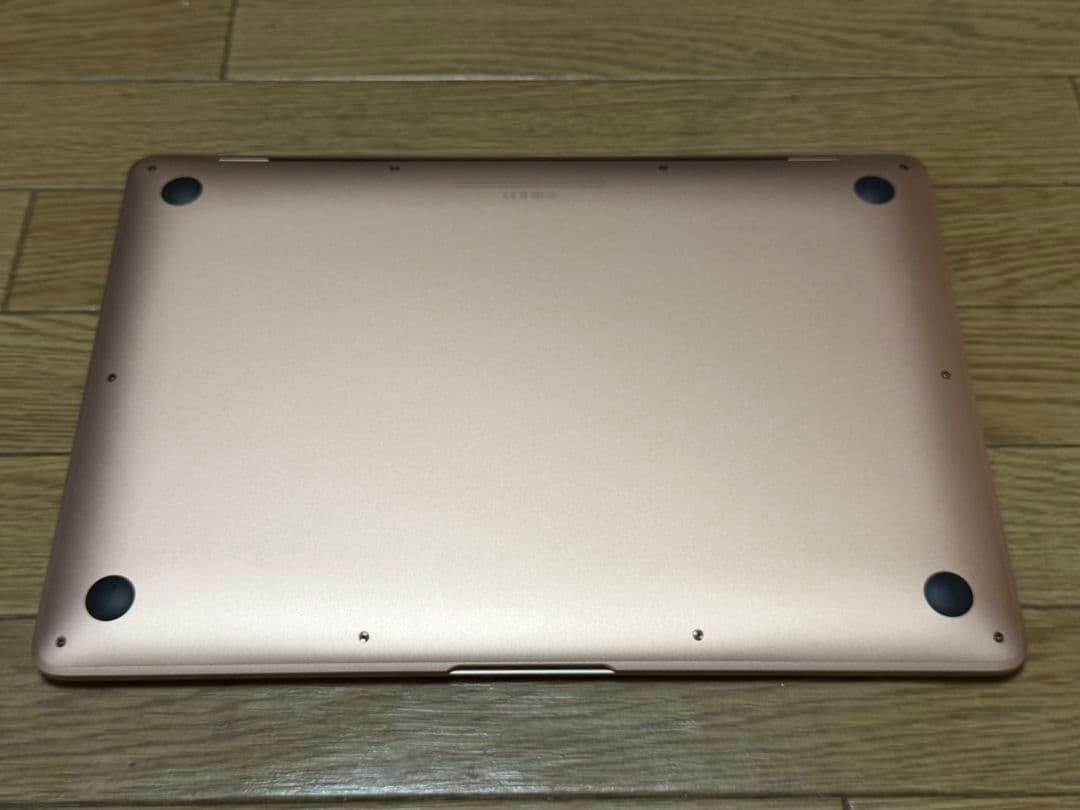 MacBook本体 MacBook Air 2020 i3 13.3inch