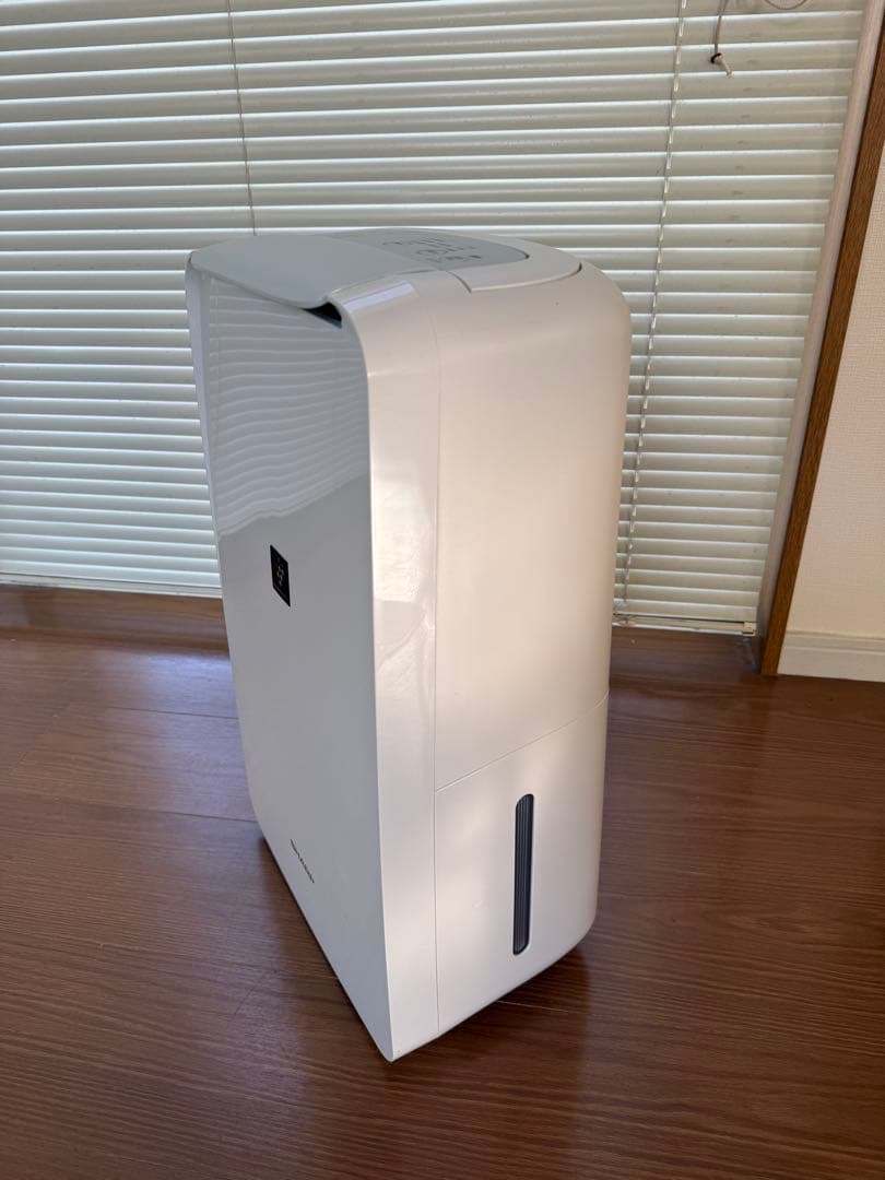 シャープ 衣類乾燥 除湿機 CV-P71 8畳