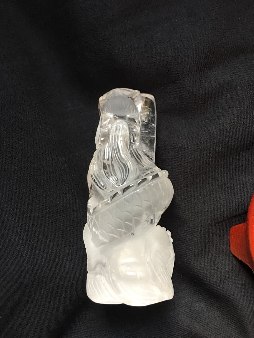 天然水晶 龍彫刻　昇り龍　縁起物