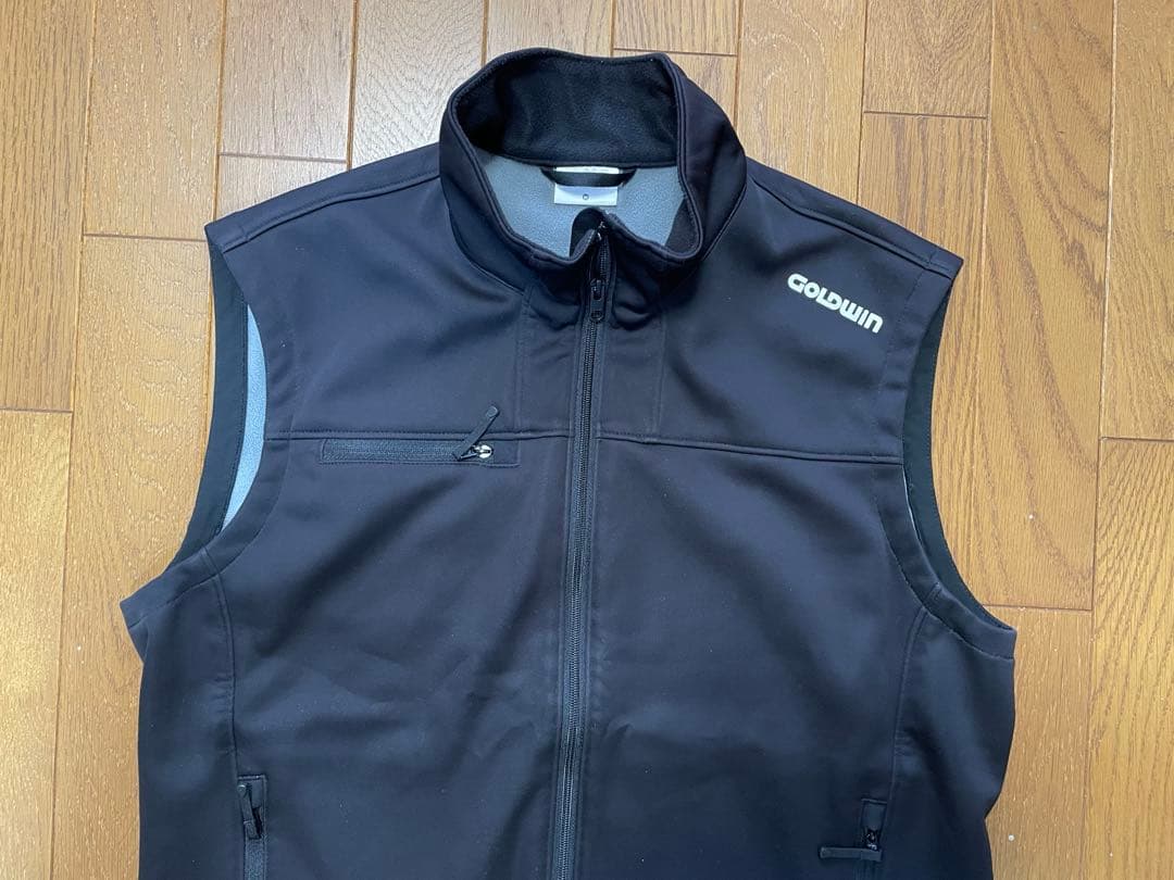 美品　GOLDWINレーシングベスト