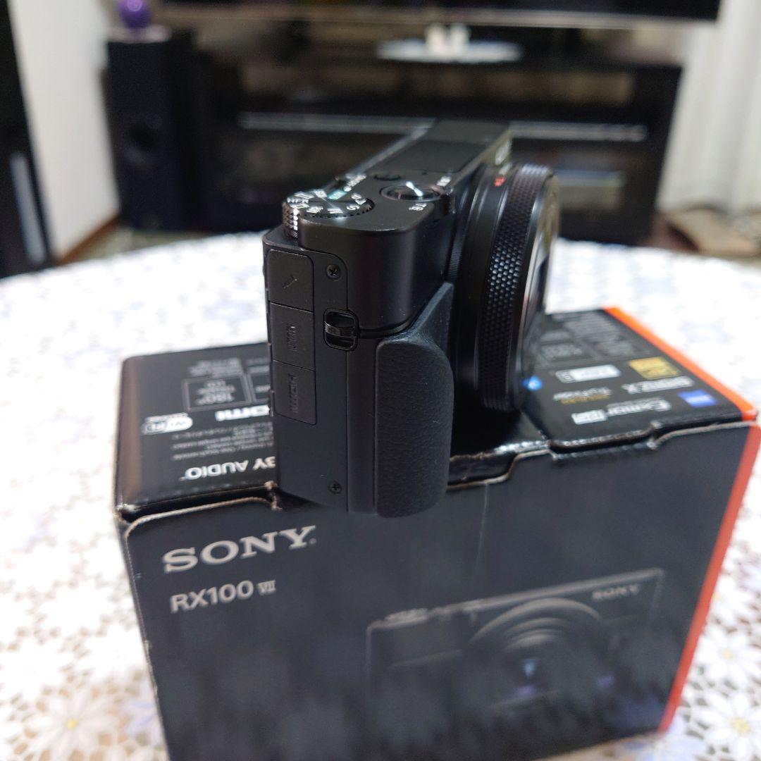 SONY RX100ⅶ デジタルカメラ　DSC-RX100M7 やまとです