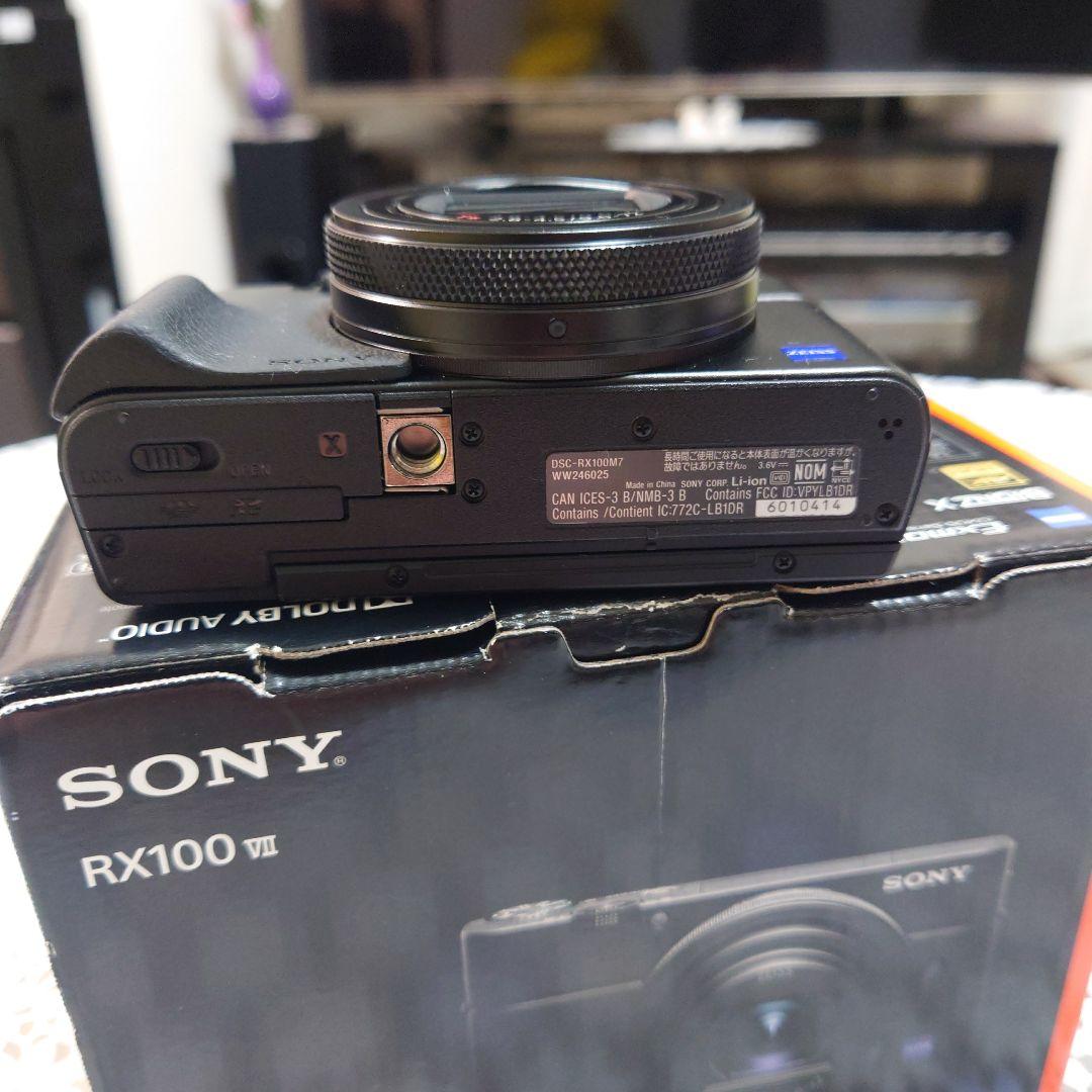SONY RX100ⅶ デジタルカメラ　DSC-RX100M7 やまとです