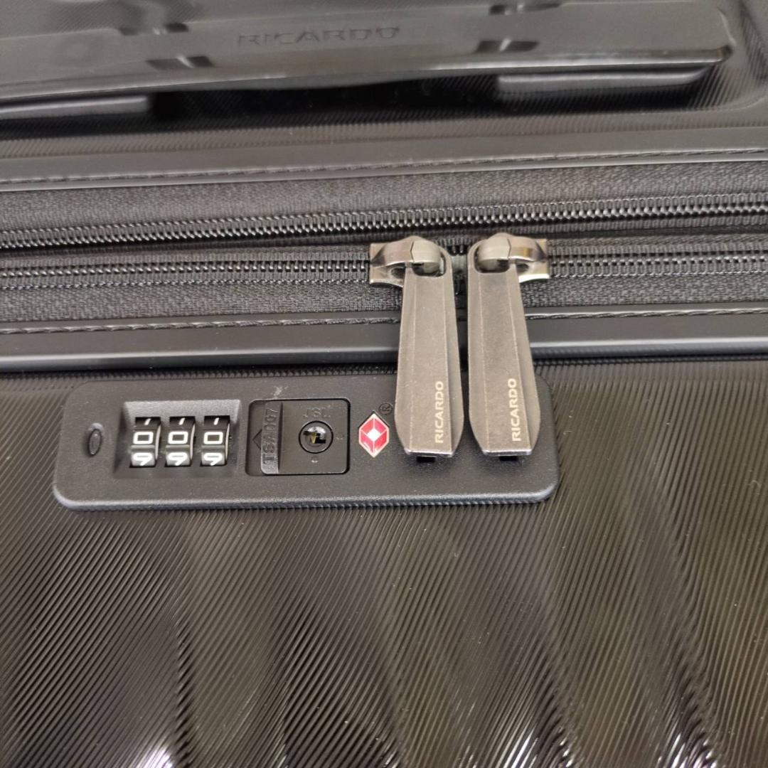 ☆☆リカルドビバリーヒルズ　スピナースーツケース　キャニオン28インチ